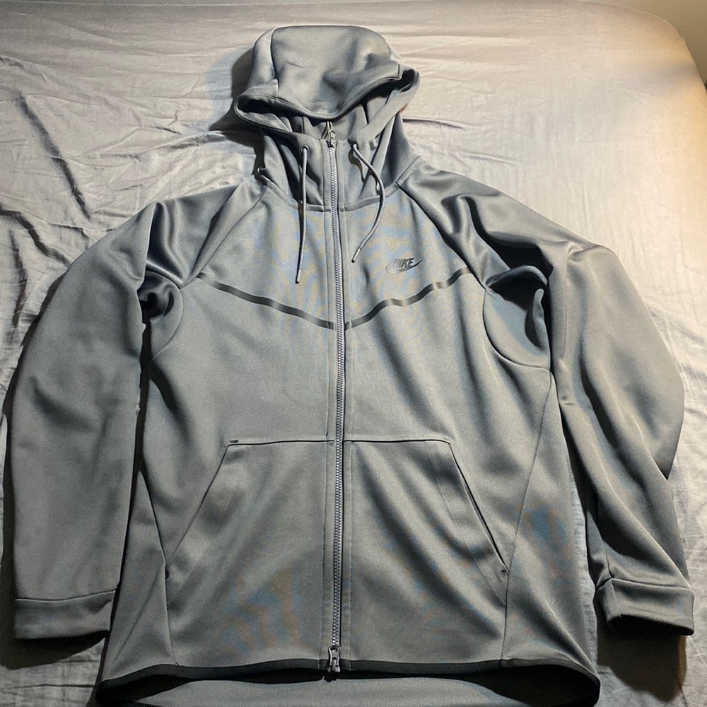Men’s hoodie